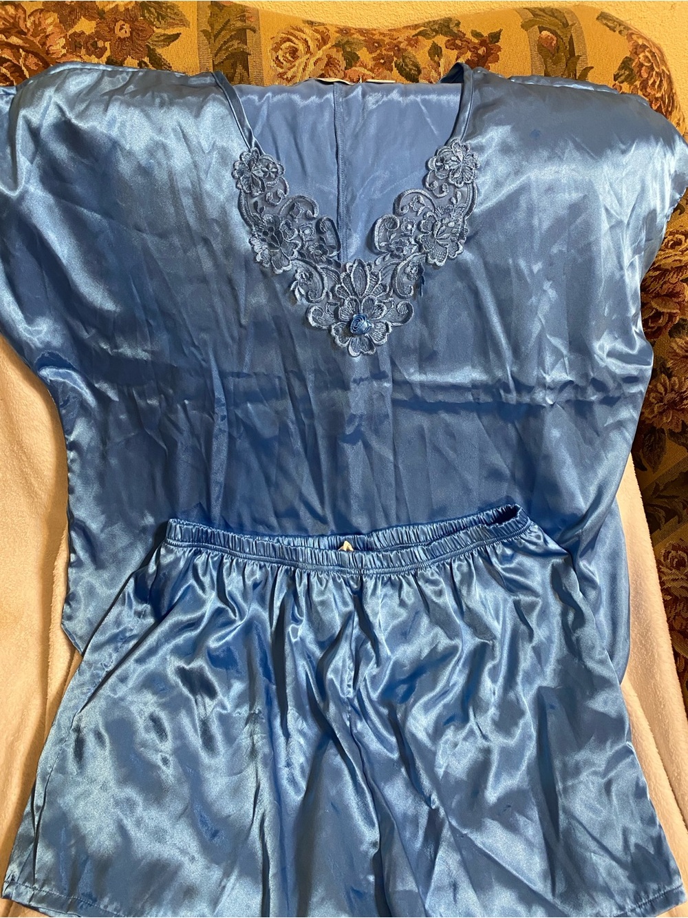 Blue Satin 100% Polyester Women's Sleep Set with Lace V-Neck